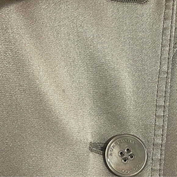 Burberry 100% Mulberry Silk Trench Coat - Picture 5 of 13